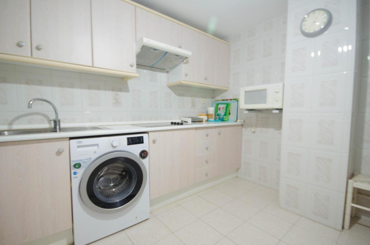 Aparment Neptuno- Located On The Promenade A Few Metres From The Beach. 에스테포나 외부 사진