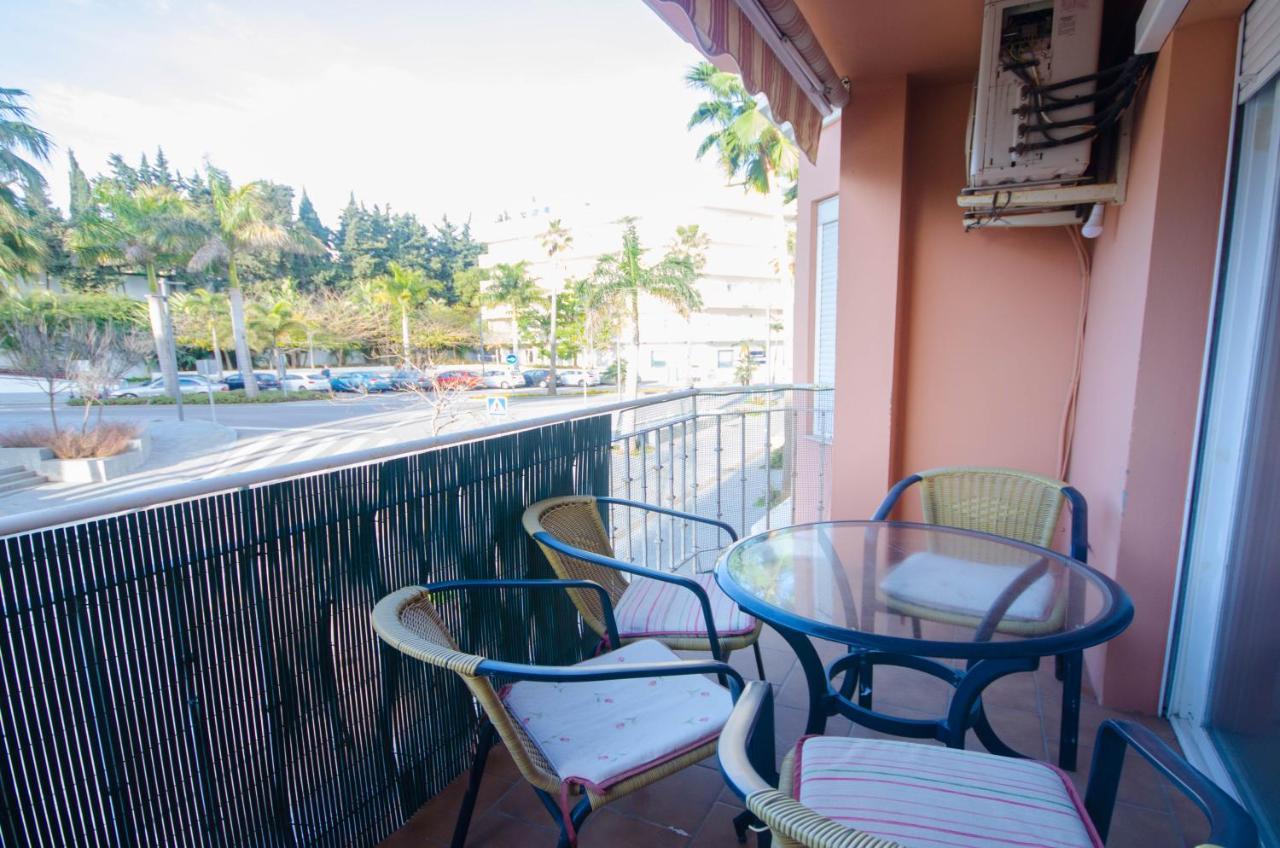 Aparment Neptuno- Located On The Promenade A Few Metres From The Beach. 에스테포나 외부 사진