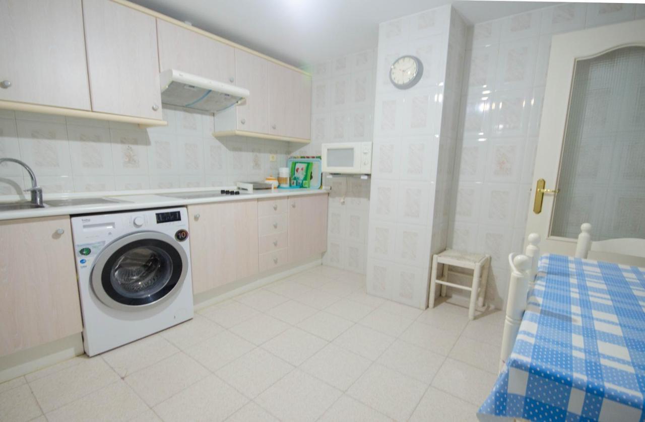 Aparment Neptuno- Located On The Promenade A Few Metres From The Beach. 에스테포나 외부 사진