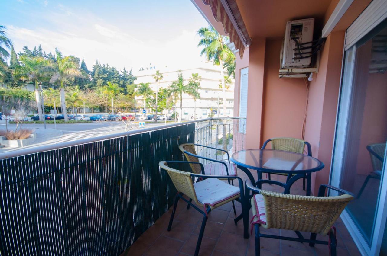 Aparment Neptuno- Located On The Promenade A Few Metres From The Beach. 에스테포나 외부 사진