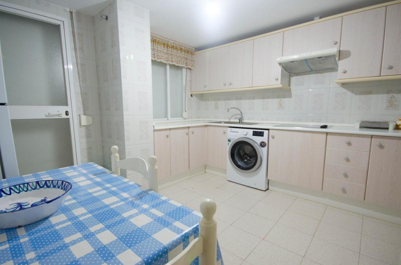 Aparment Neptuno- Located On The Promenade A Few Metres From The Beach. 에스테포나 외부 사진